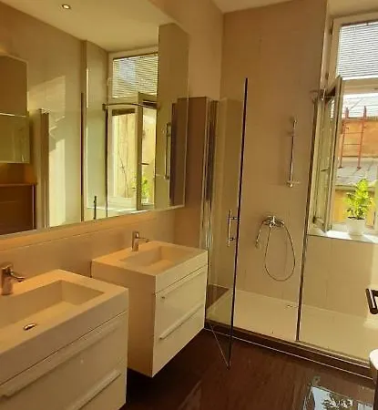 Infinity Boutique (adults Only) Hostel Σαράγεβο