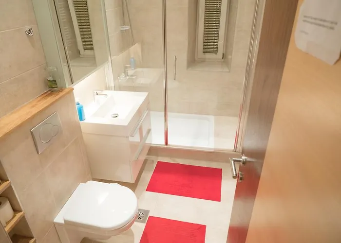 Hostel Infinity Boutique (adults Only) *